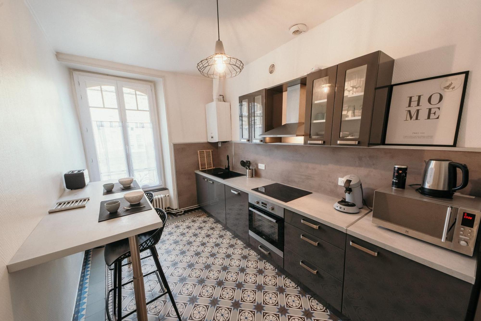 Appartement D'Alexandre Hyper Centre-Ville Charleville-Mezieres Ngoại thất bức ảnh
