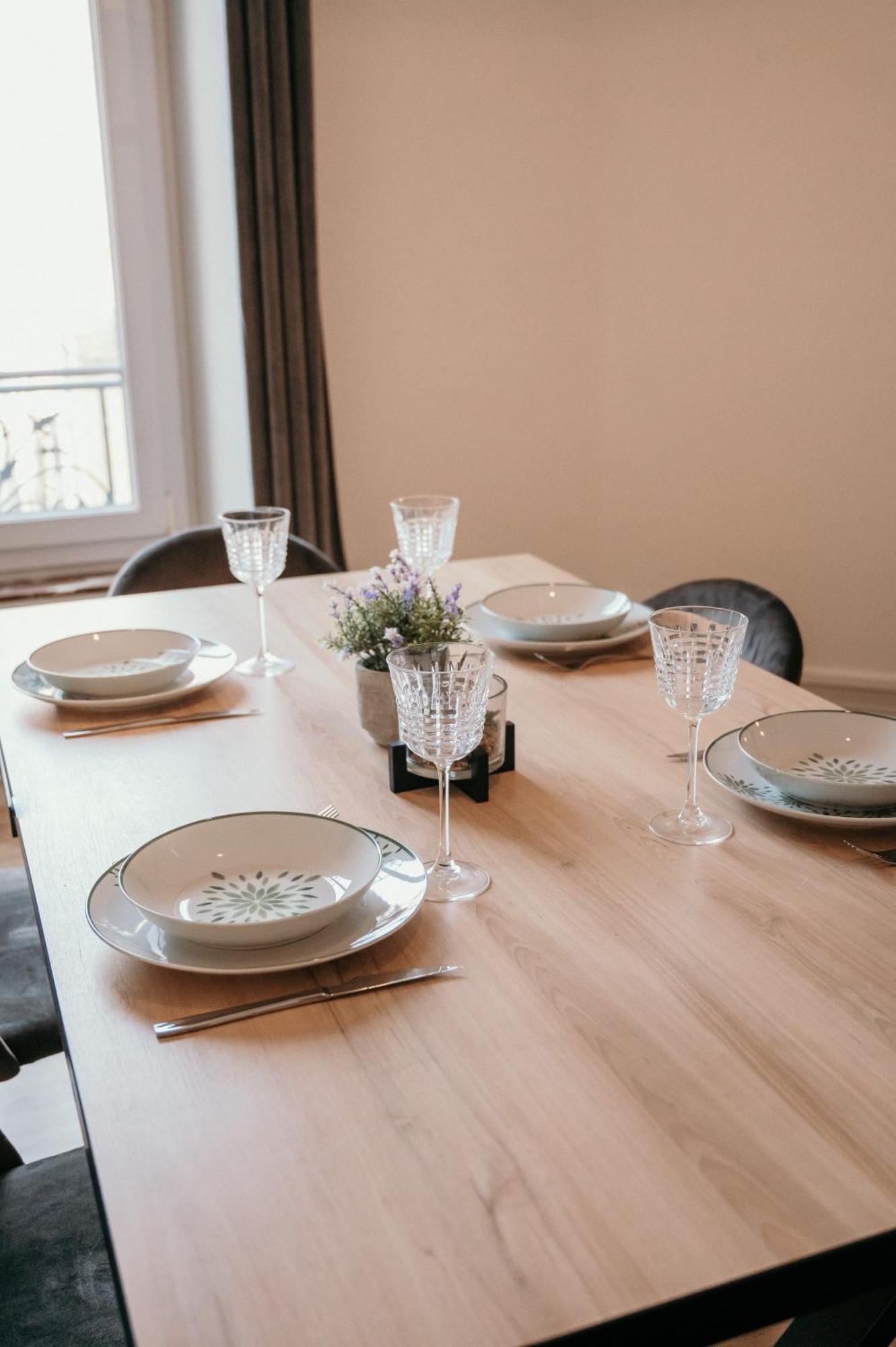 Appartement D'Alexandre Hyper Centre-Ville Charleville-Mezieres Ngoại thất bức ảnh